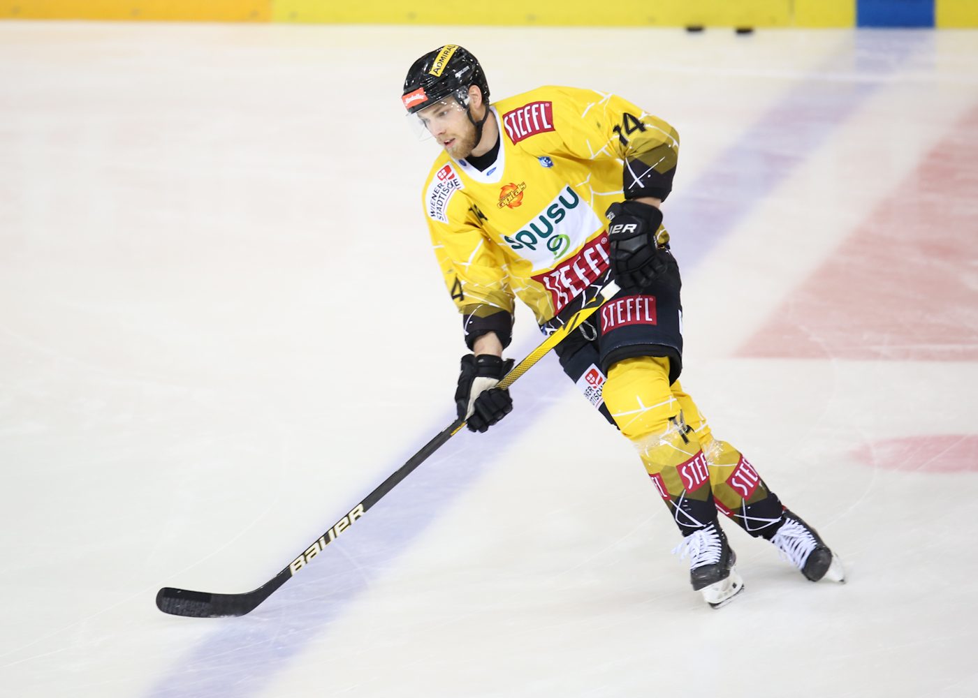 Patrick Peter am Puck für die Vienna Capitals